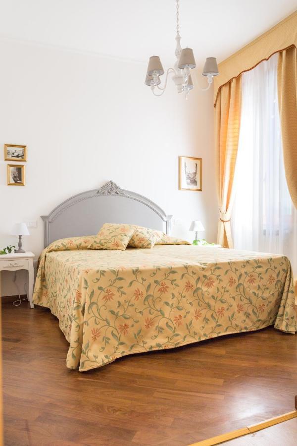Chambre Double ou Lits Jumeaux Économique