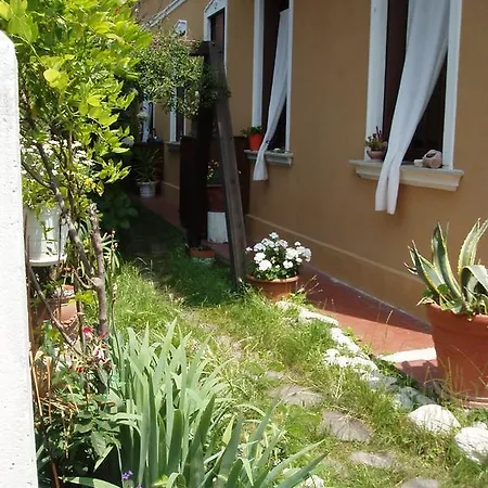 Perla B&B-3